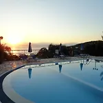 Dionysos Apartments