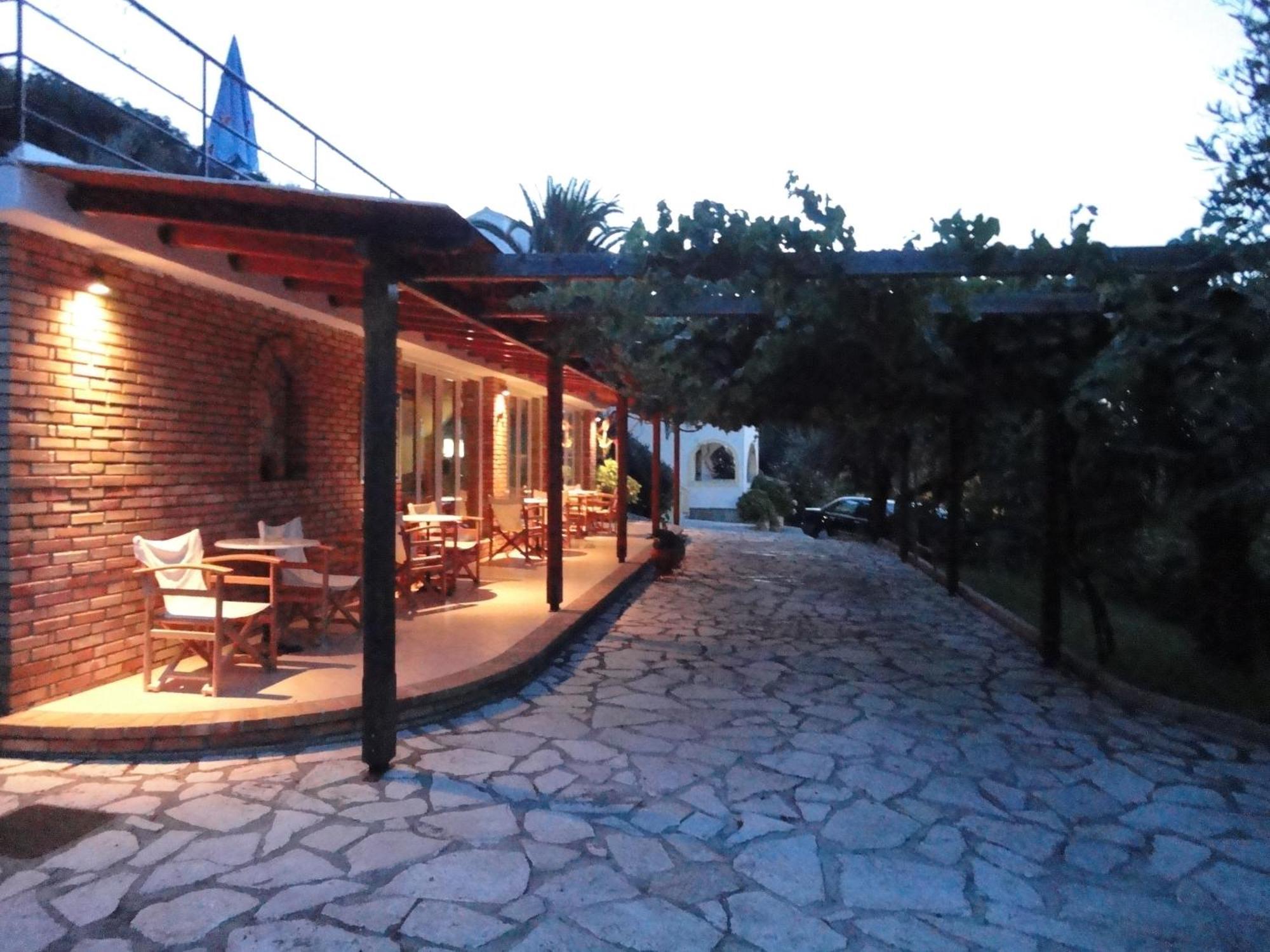 Dionysos Appartement *