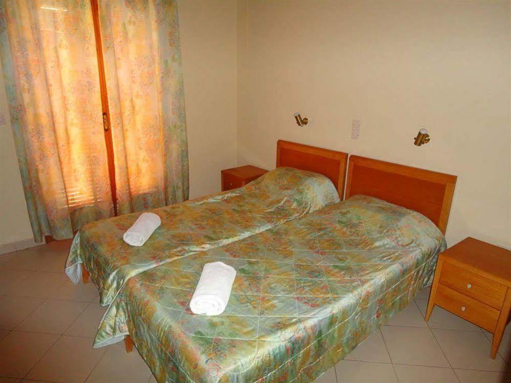 Dionysos Appartement *
